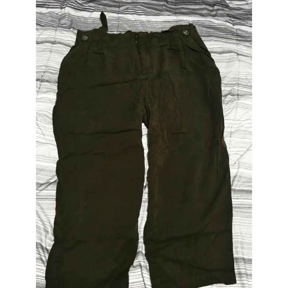 simply vera Langdon olive pleated paperbag pants - Picture 4 of 4